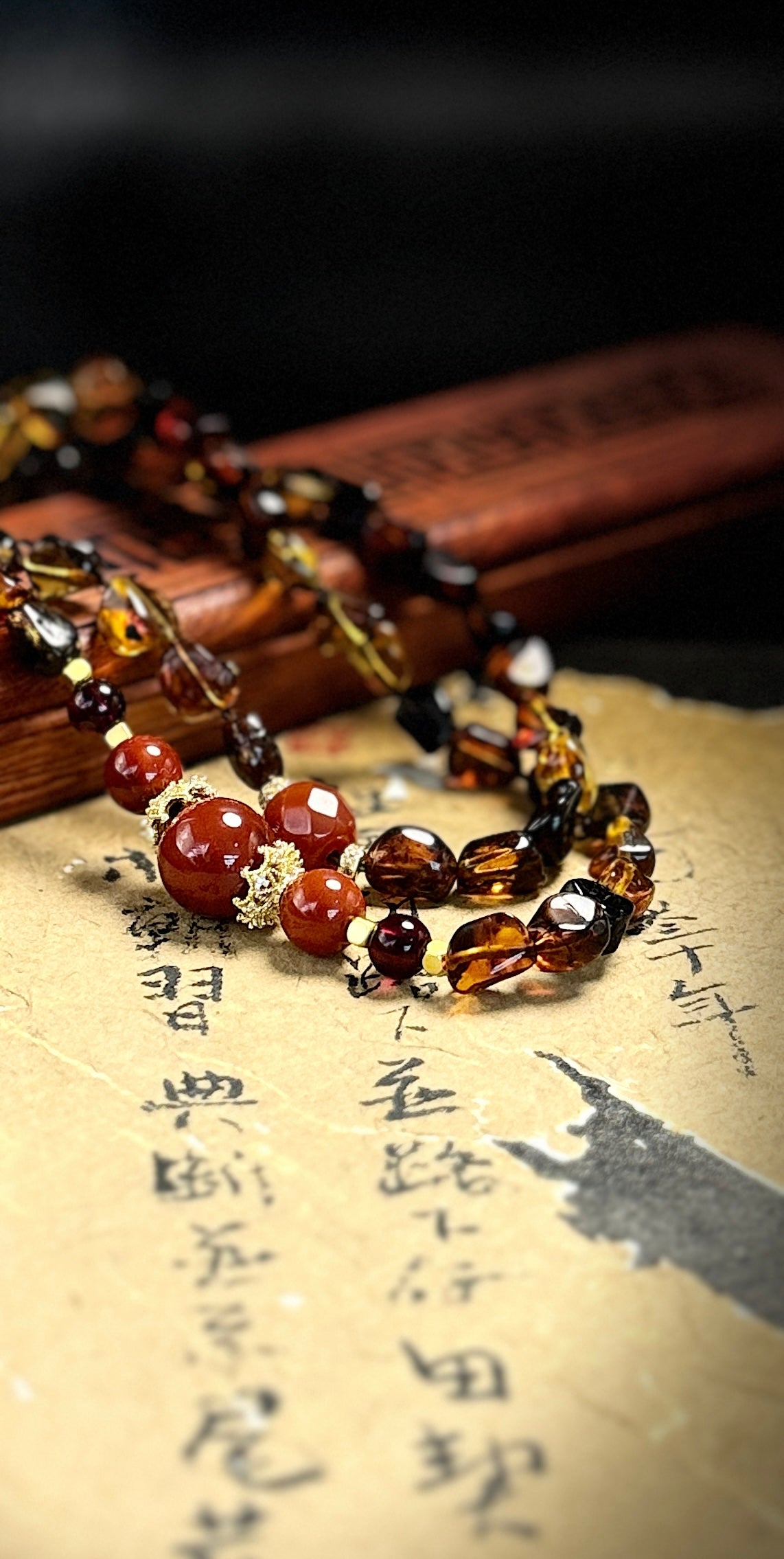 Amber Nanhong Stackable Bracelet